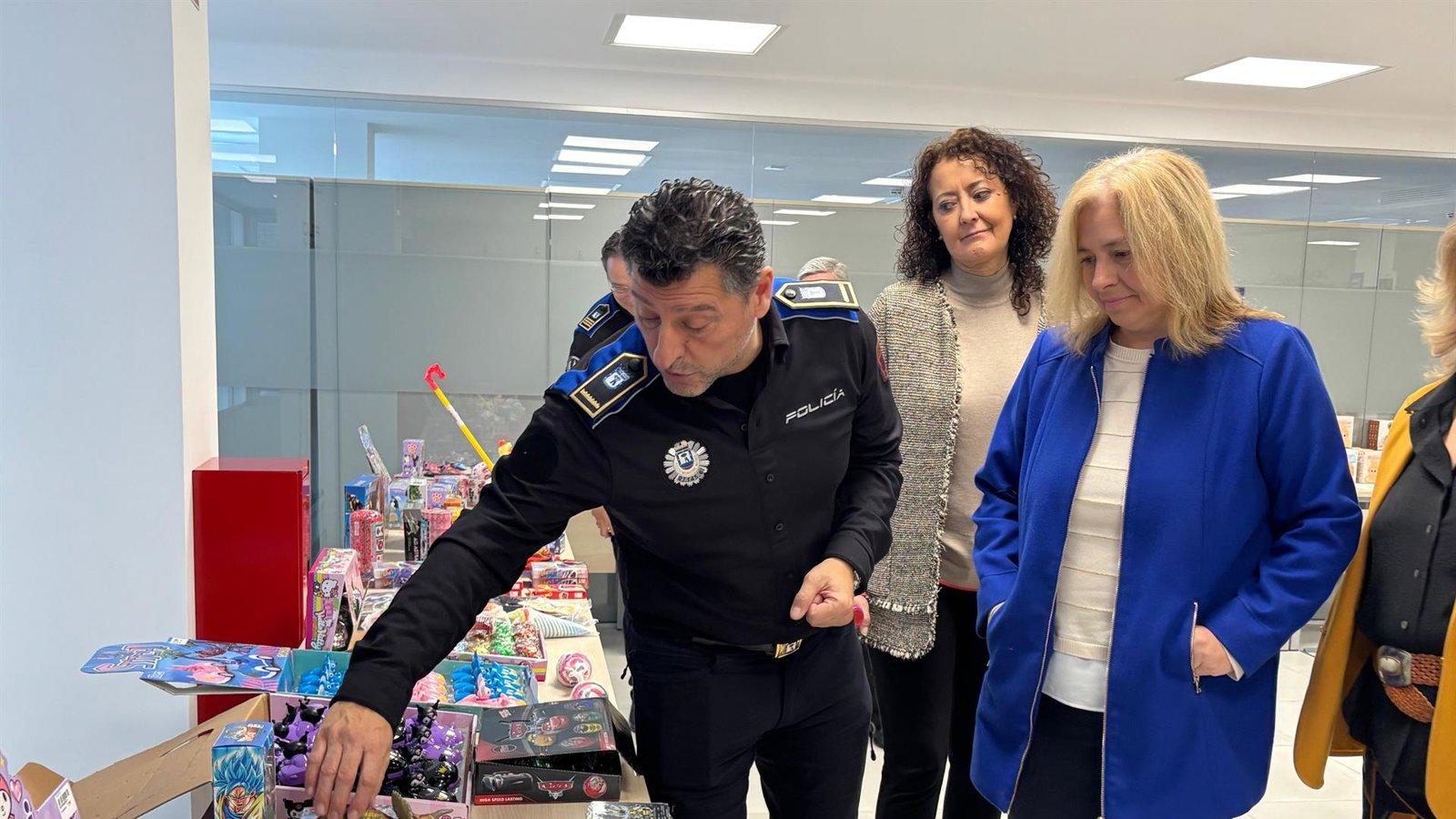 La Policía Municipal de Madrid incauta más de 7.500 juguetes y productos falsificados