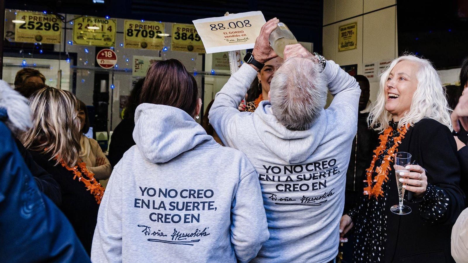 Los premios del sorteo de la Lotería de Navidad inferiores a 40.000 euros están exentos de impuestos