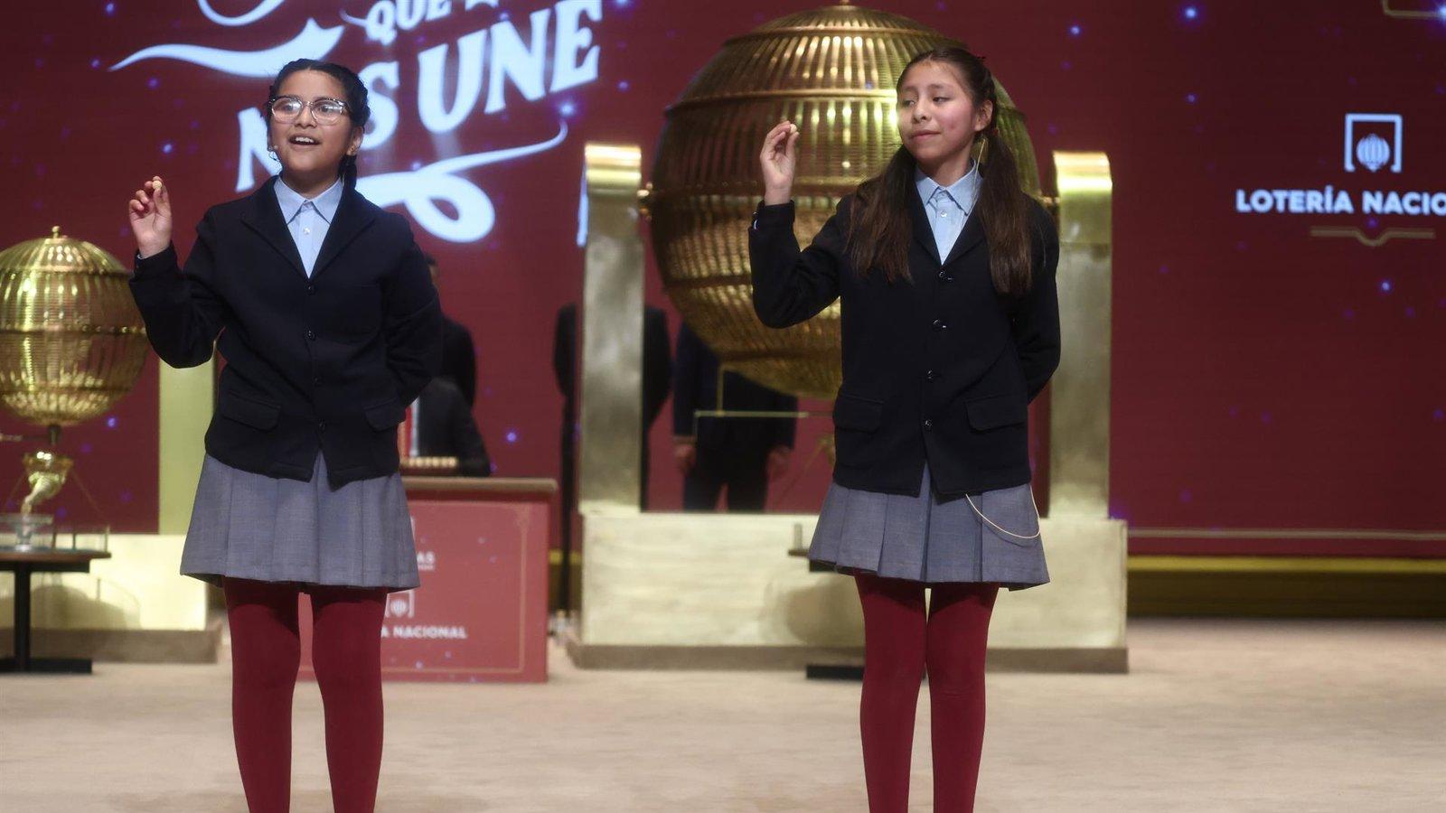 El 77.715 reparte 924.000 euros en San Lorenzo de El Escorial y otros municipios