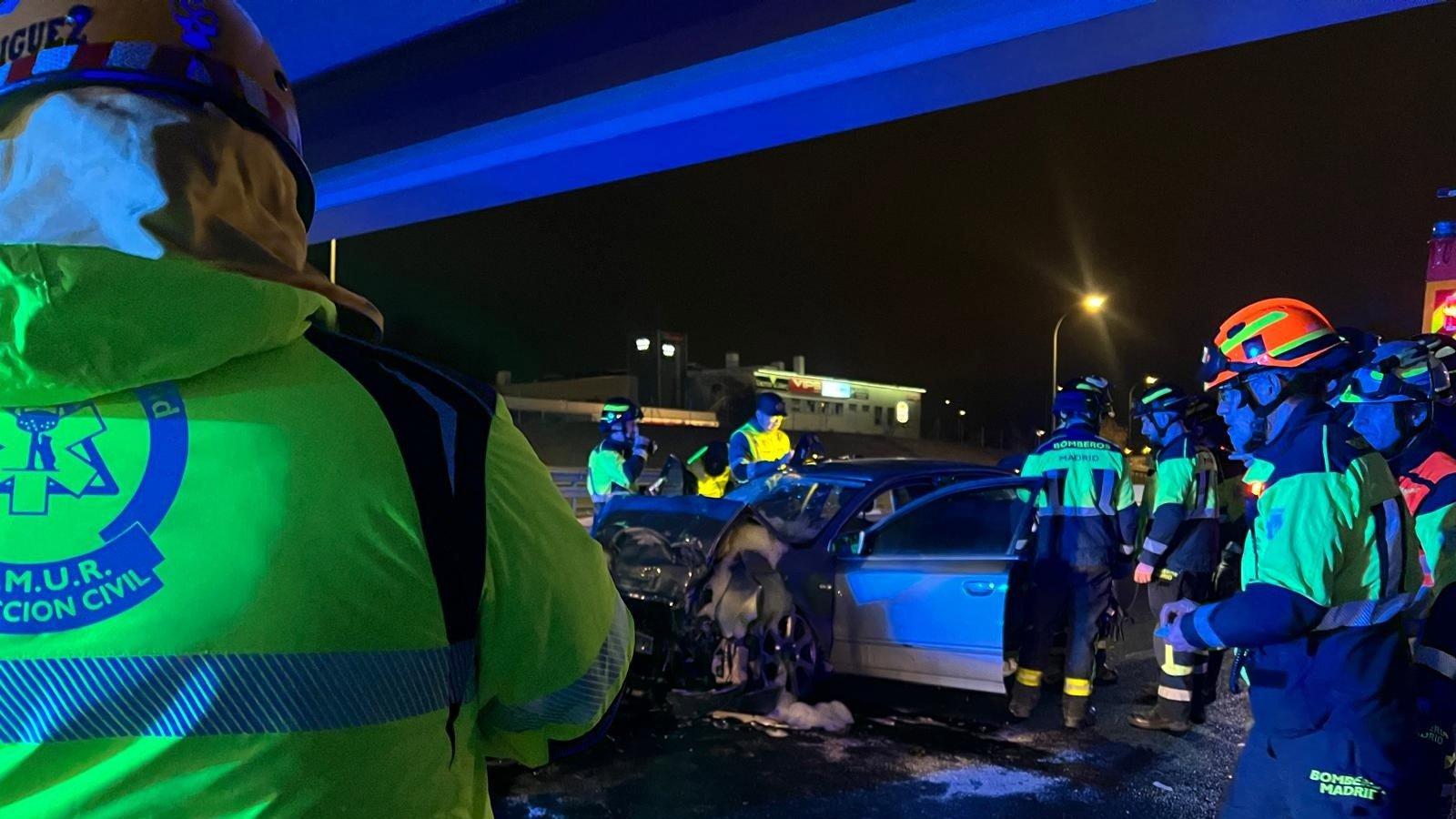 Tres heridos, uno grave, tras un choque por vehículo en sentido contrario en la M-607