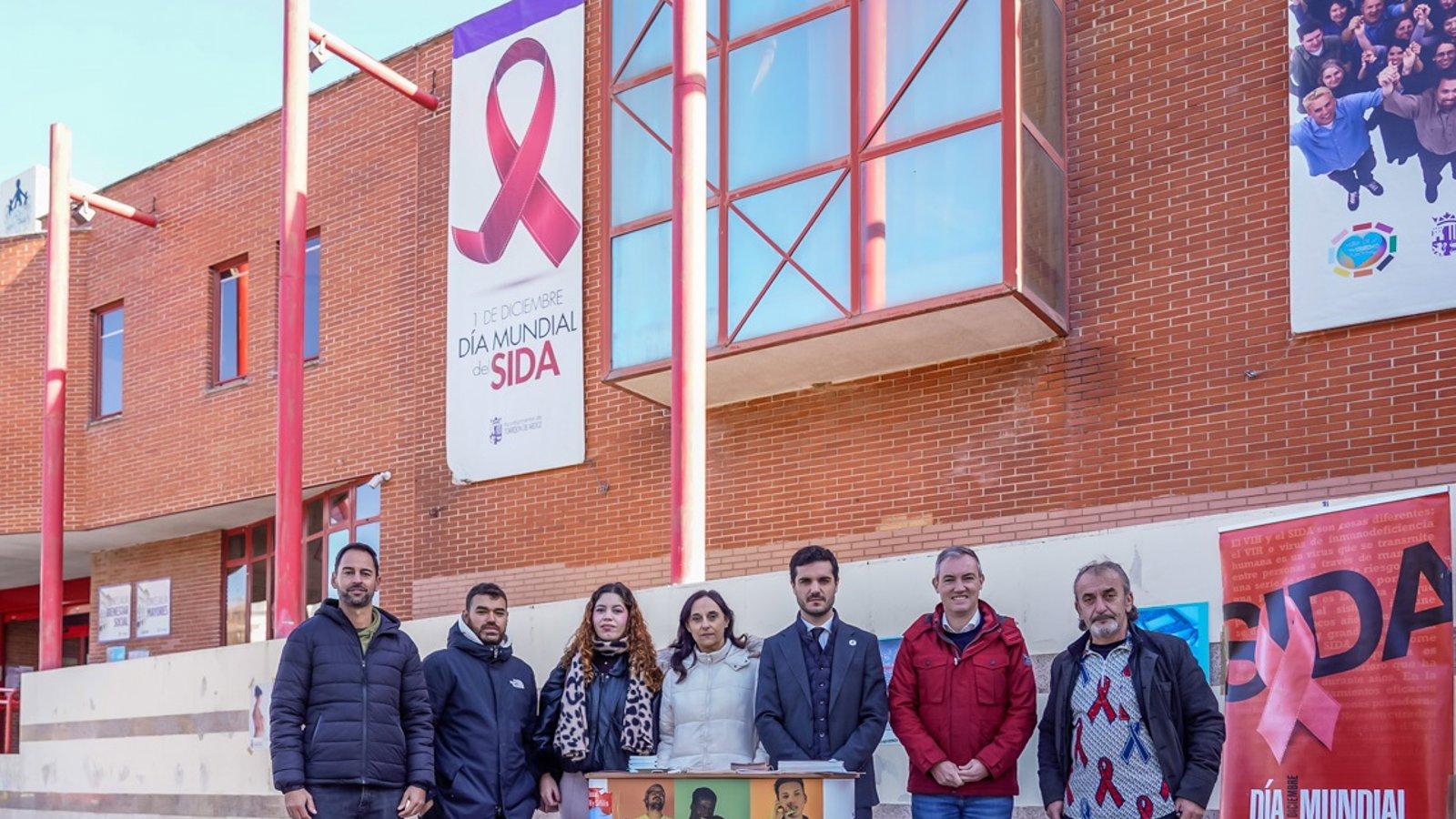 Torrejón de Ardoz conmemora el Día del Sida con campaña informativa y reparto de material preventivo
