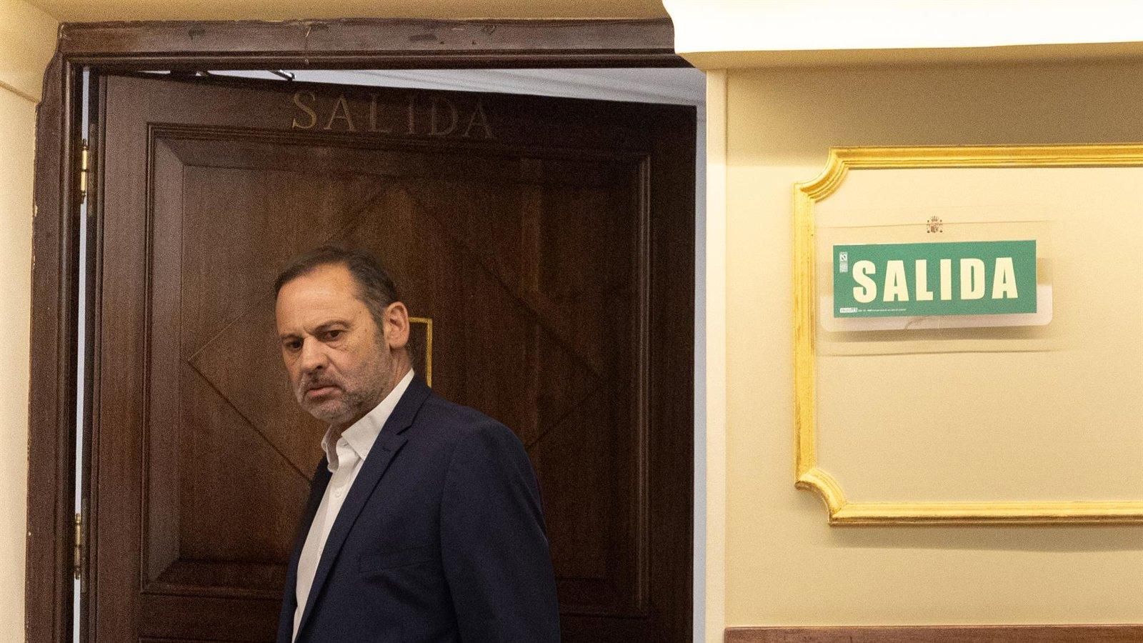 Ábalos renuncia a su escaño en el Congreso tras confirmarse su procesamiento por el caso Koldo