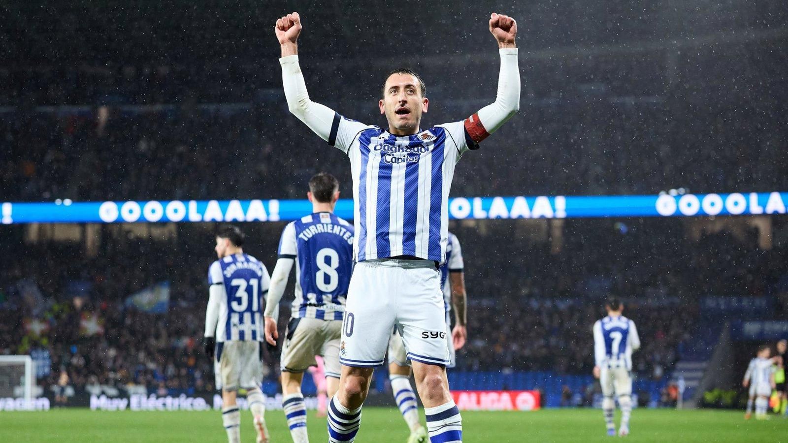 Oyarzabal impulsa a la Real ante el Celta y el Alavés sale del descenso ante el Betis