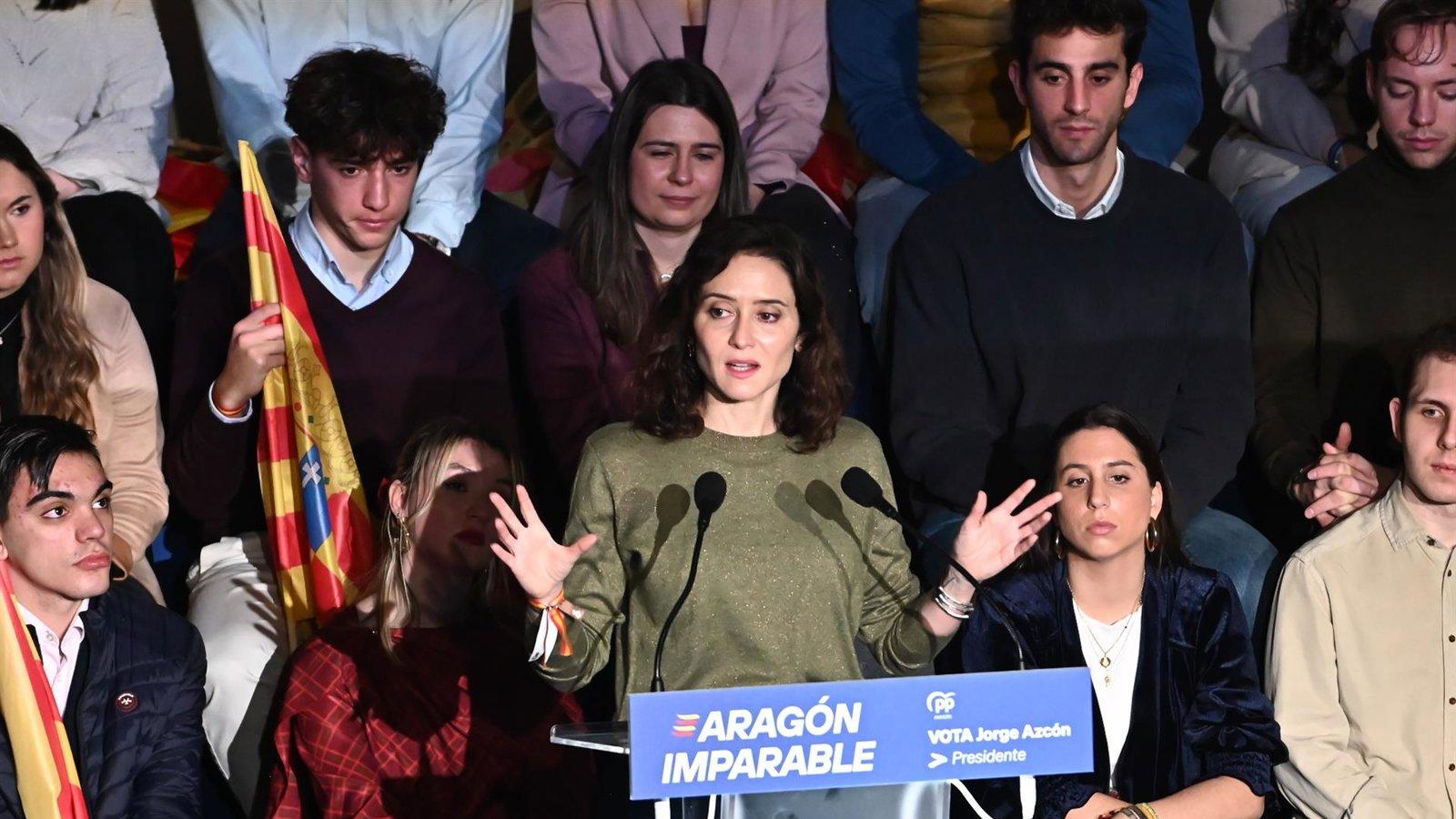 Ayuso acusa a Sánchez de “mentir y ocultar” tras el accidente de Adamuz y advierte de una España “en la que nada funciona”