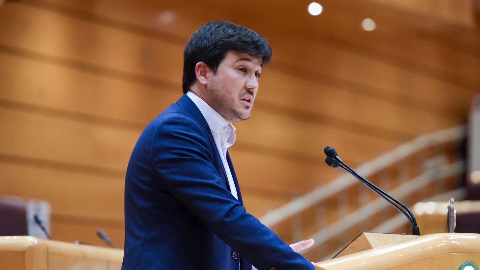 Pablo Gómez Perpinyà deja su escaño en la Asamblea tras obtener una plaza como profesor universitario