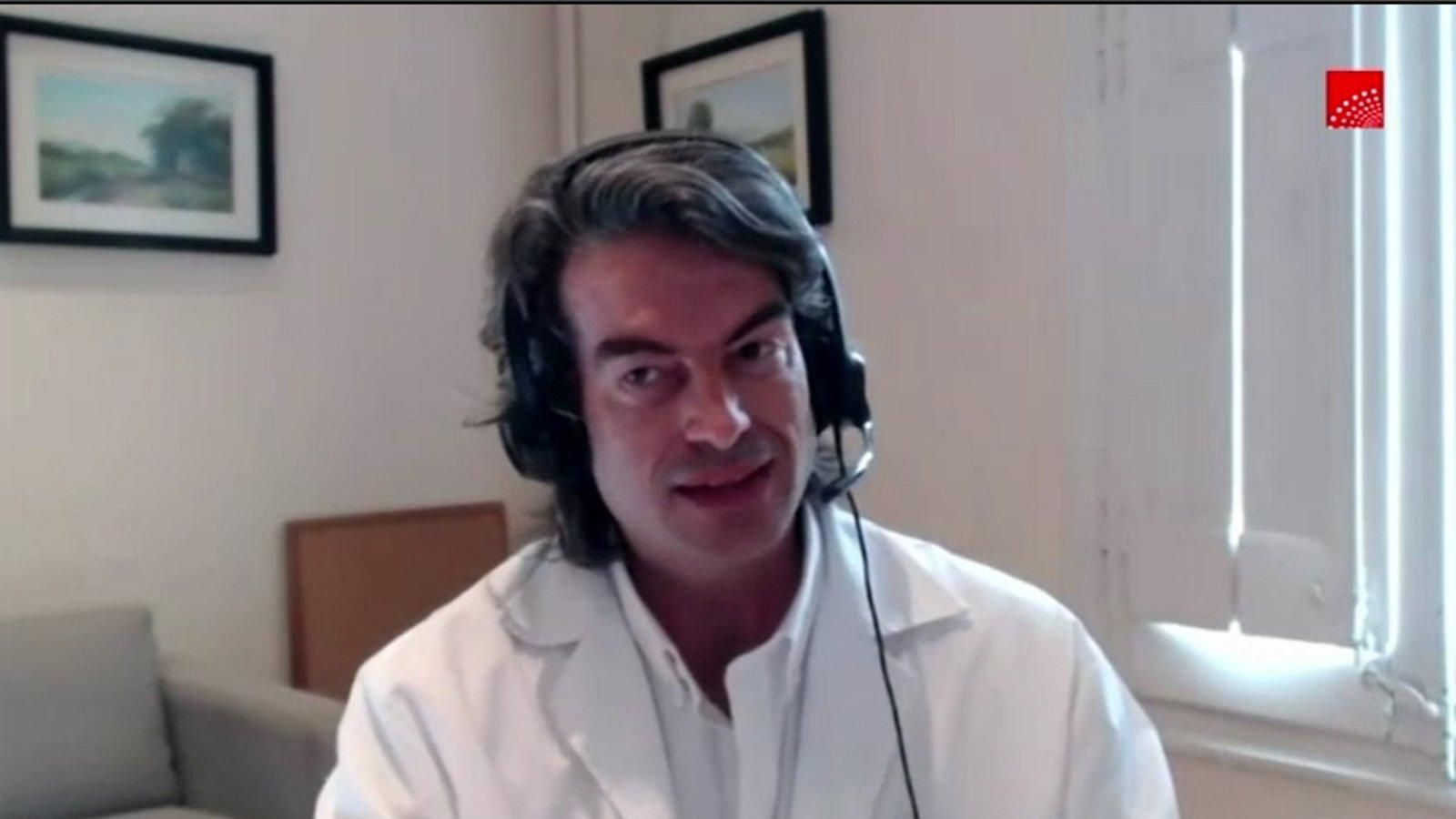 Carlos Mur niega haber redactado los protocolos de residencias y señala a su sucesor como responsable