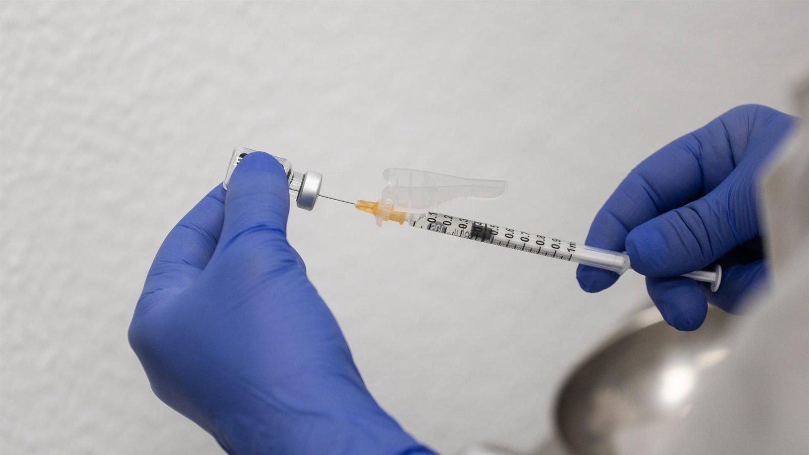 La incidencia de gripe cae un 24% en Madrid y la vacunación supera los 1,5 millones de personas