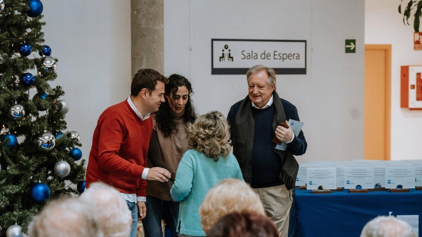 Las Rozas homenajea a 46 voluntarios y entidades por su apoyo en los centros de mayores