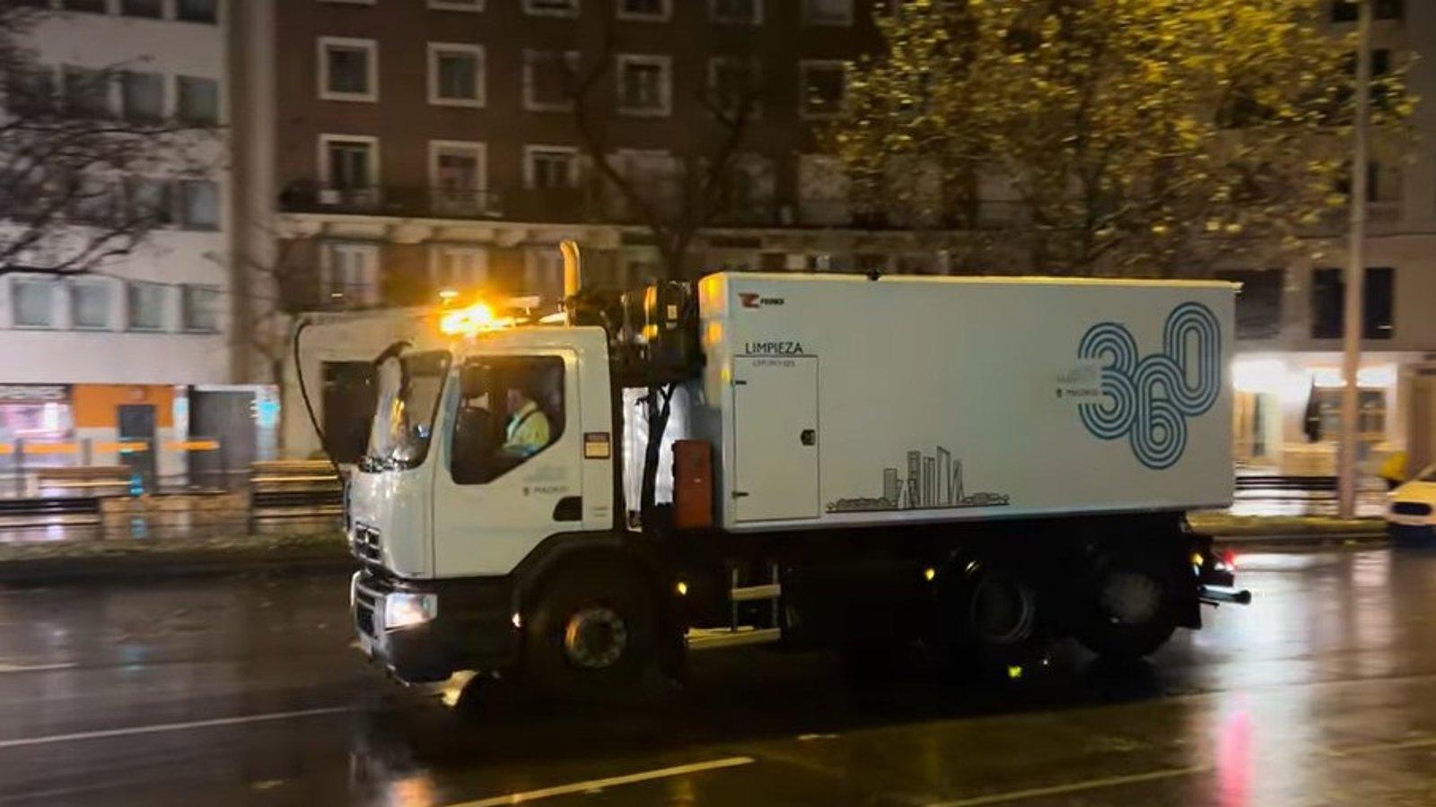 Madrid amanece ligeramente nevada, sin incidentes y con total normalidad en el tráfico