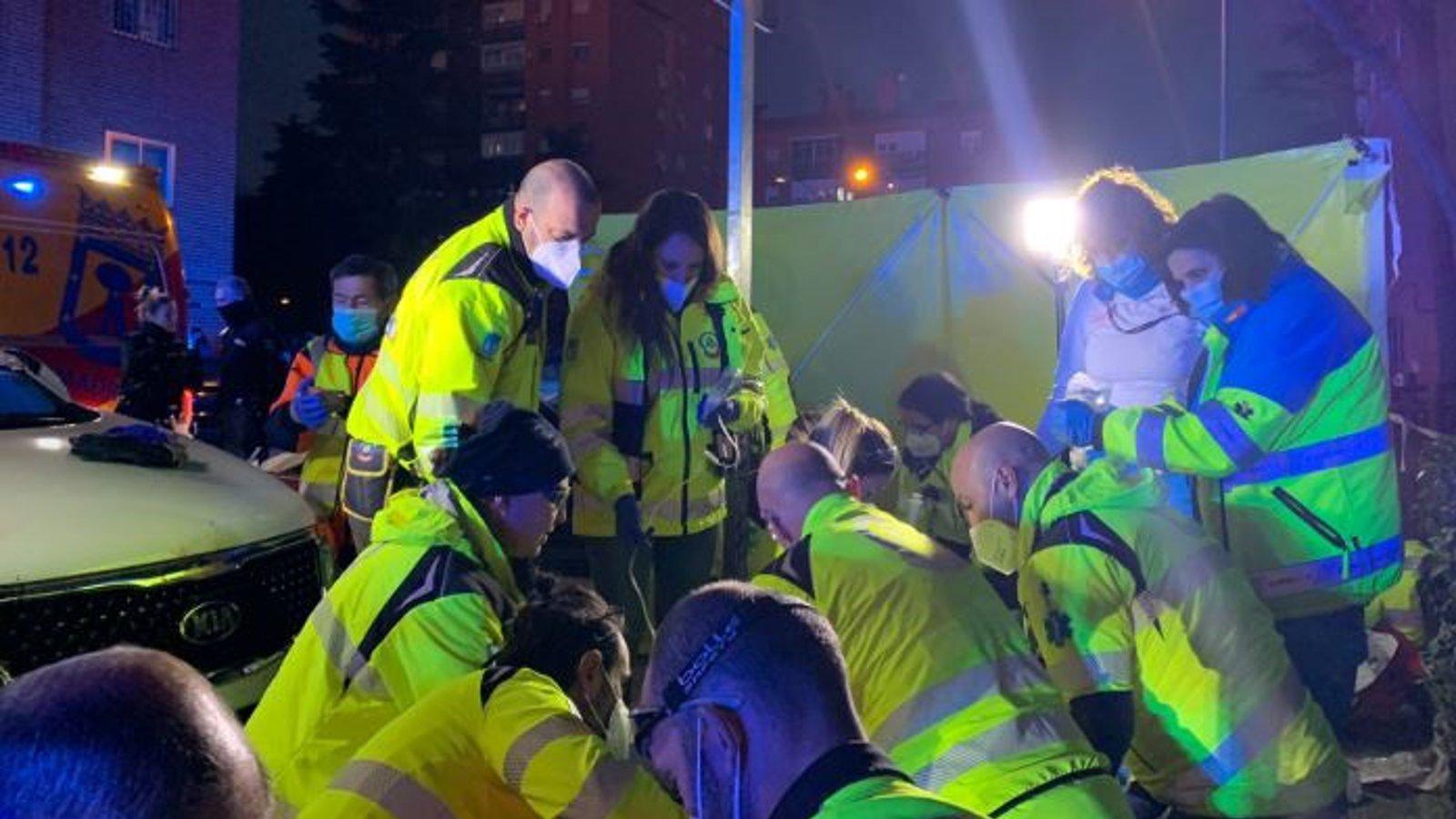 Un hombre de 61 años, grave tras sufrir seis puñaladas en Villaverde 