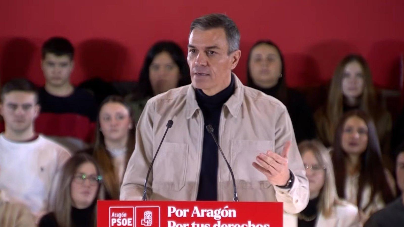 Sánchez sale en defensa de Óscar Puente tras la tragedia de Adamuz y pide frenar la confrontación política