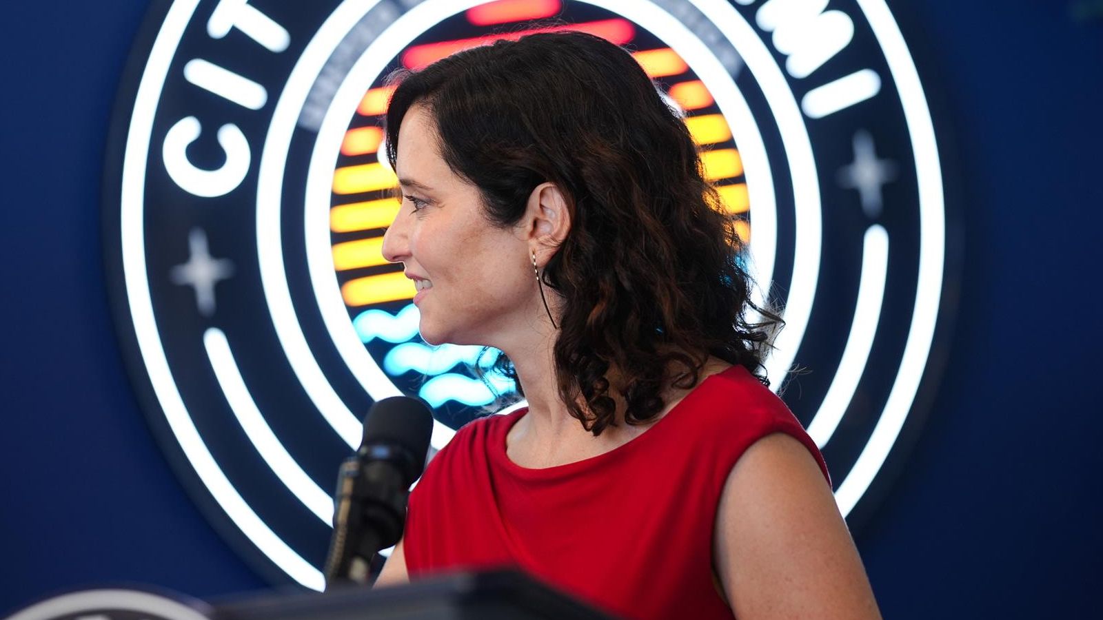 Ayuso concederá la Medalla Internacional de la Comunidad de Madrid a Estados Unidos