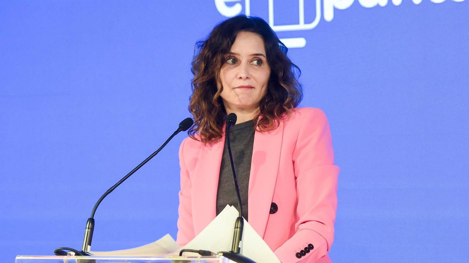 Ayuso acusa al Gobierno de Sánchez de “vender tecnopolémicas” mientras desatiende los problemas reales