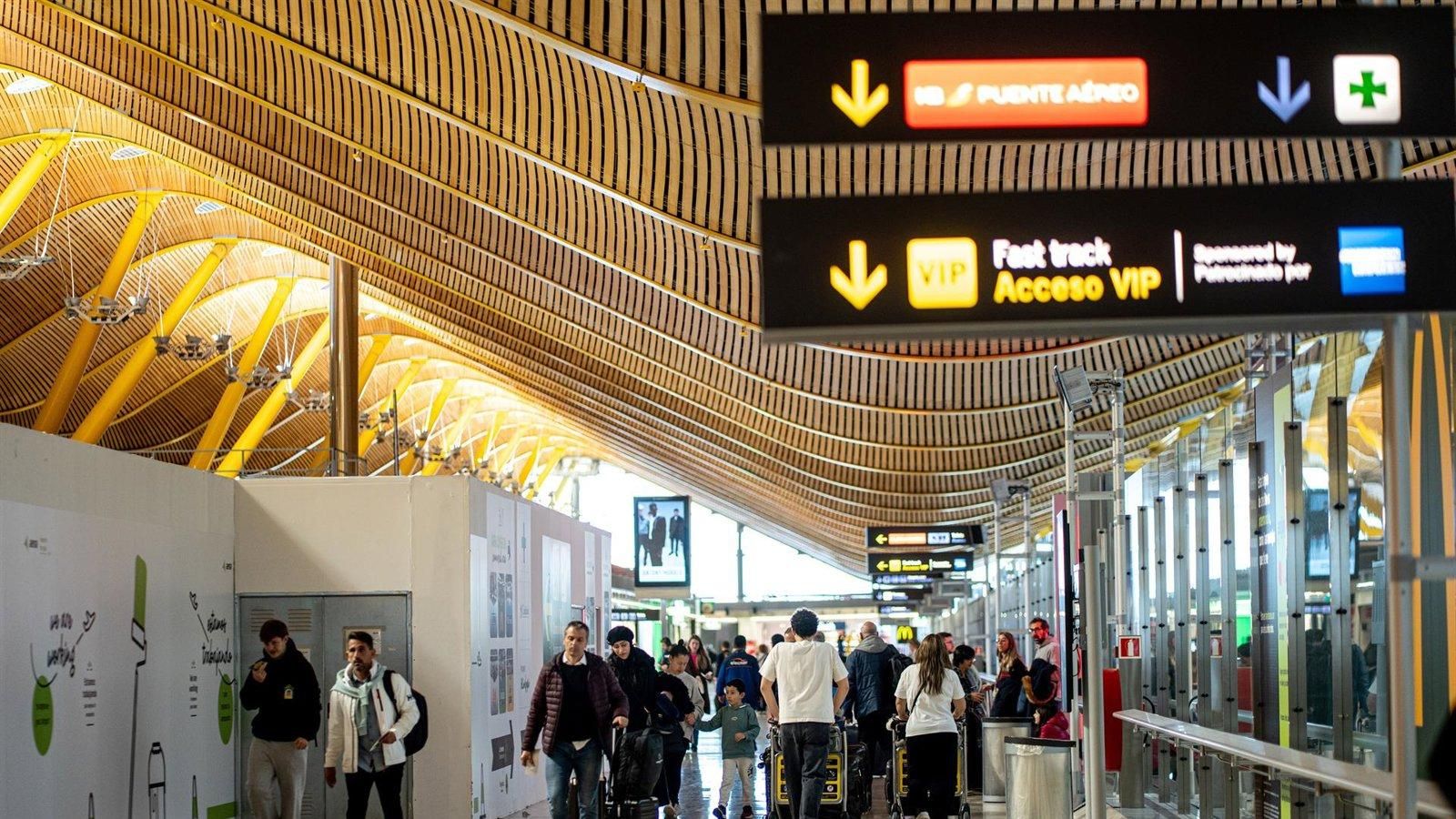 Madrid concentra el 30,3% de los pasajeros internacionales en enero tras superar los dos millones de llegadas