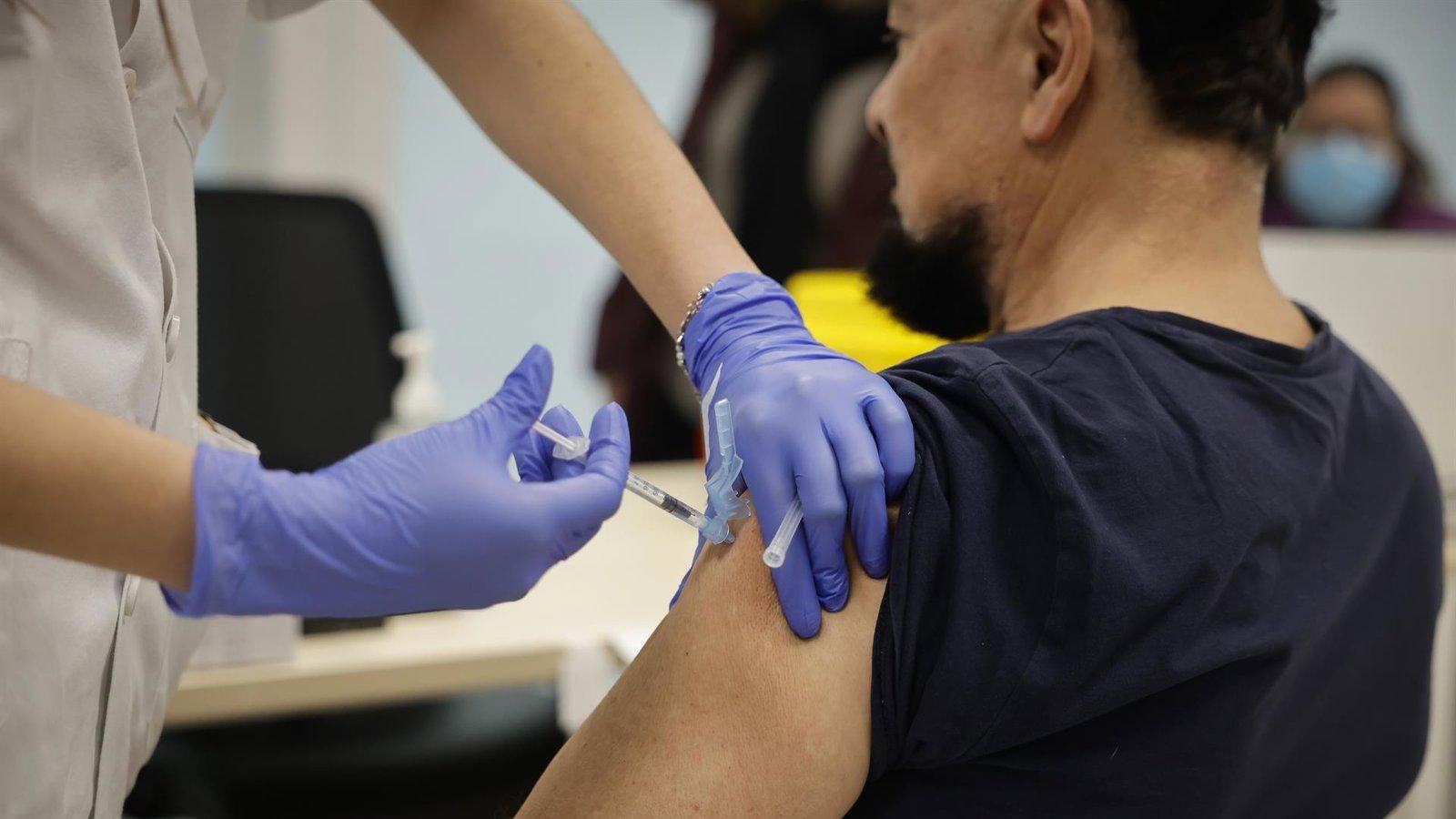 Más de 1,6 millones de madrileños están ya vacunados contra la gripe