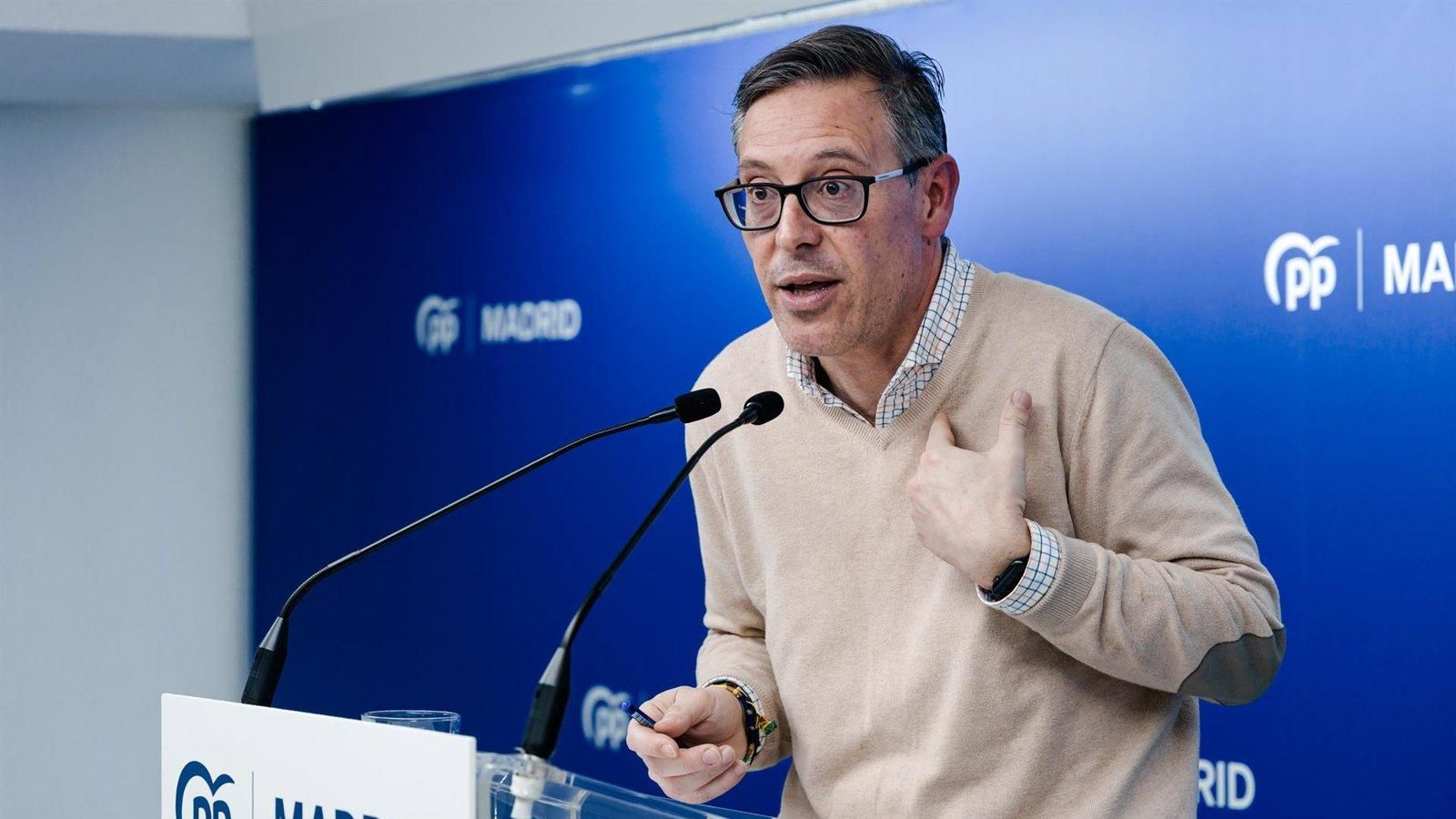 Alfonso Serrano (PP) critica que la izquierda madrileña tenga como “referente” a Gabriel Rufián