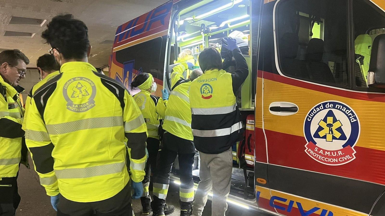 Un joven de 24 años, grave tras ser arrollado por un coche en la Avenida de Andalucía