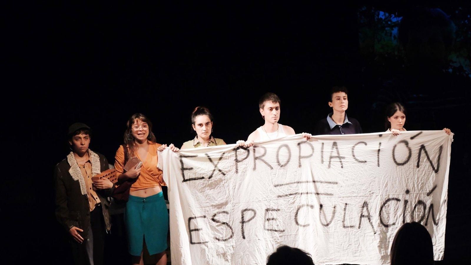 Una obra revive la rebelión vecinal de Cerro Belmonte para hablar de la vivienda en Madrid