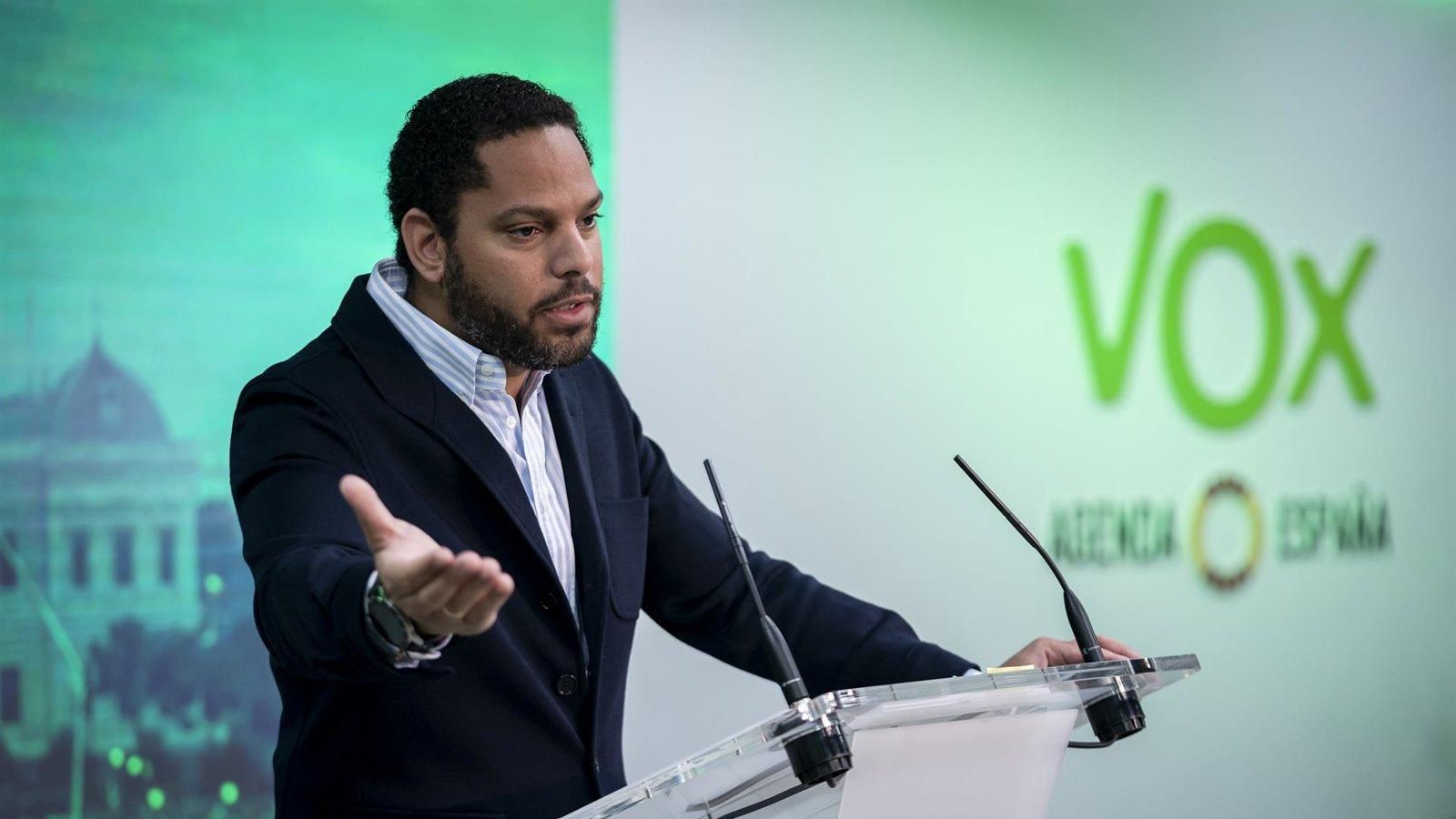 Garriga recuerda que en Vox "las decisiones de la Ejecutiva las cumplen el afiliado número seis y el 68.000"