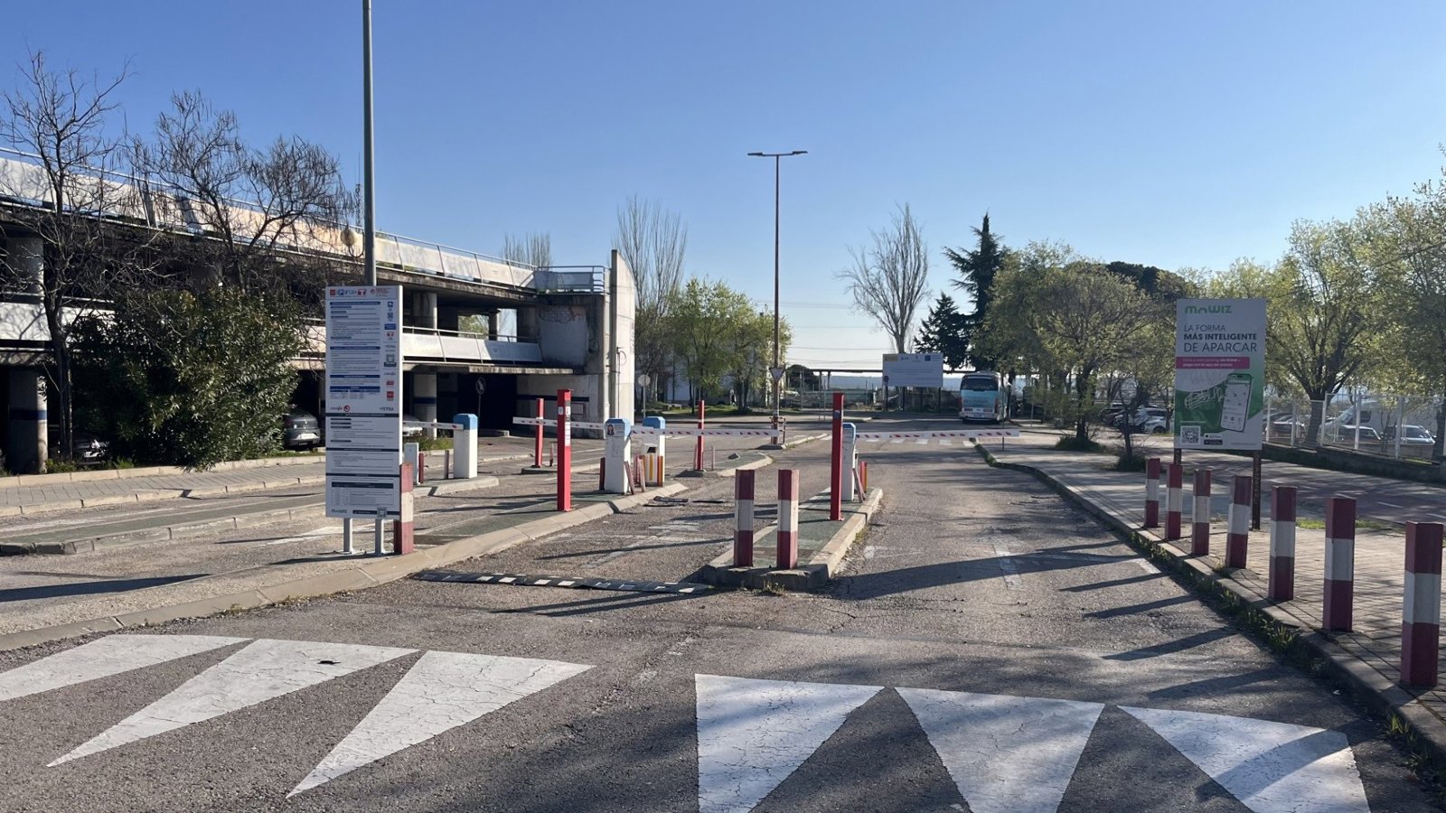 La app Mowiz facilita el uso de los aparcamientos disuasorios de la red de Cercanías con validación de títulos y pago