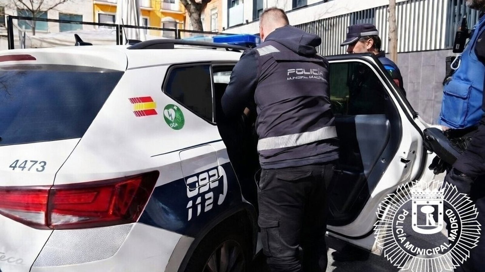 Cinco detenidos y tres heridos en una batalla campal tras un pelotazo en unas pistas de Latina