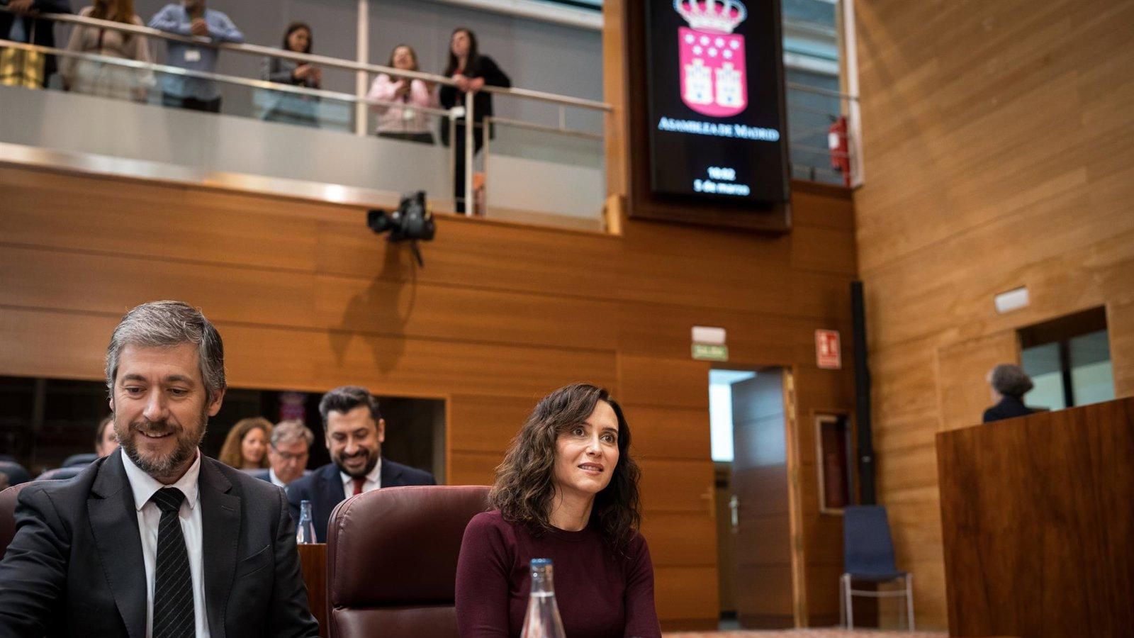 Ayuso acusa al Gobierno de promover el aborto en la semana del 8M y pide hablar de maternidad y apoyo a la vida