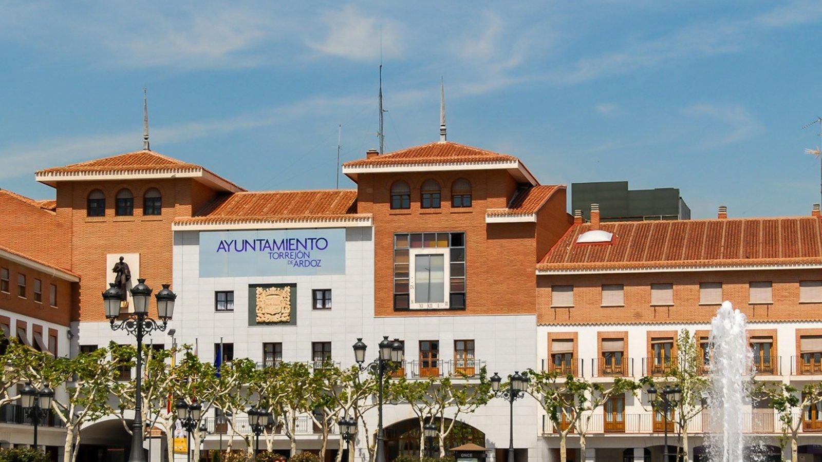 El Ayuntamiento de Torrejón envía 2.788 certificados de empadronamiento para la matriculación escolar