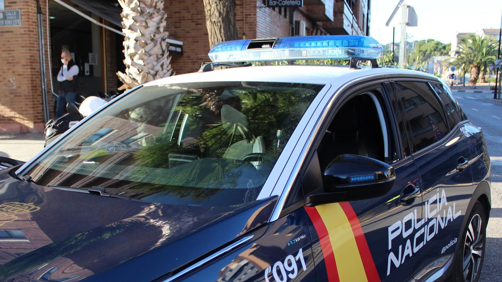 La Policía salva la vida de una mujer tras atragantarse en un restaurante