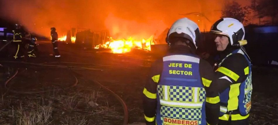 El obispo de Getafe lamenta el incendio en infraviviendas de Leganés Norte