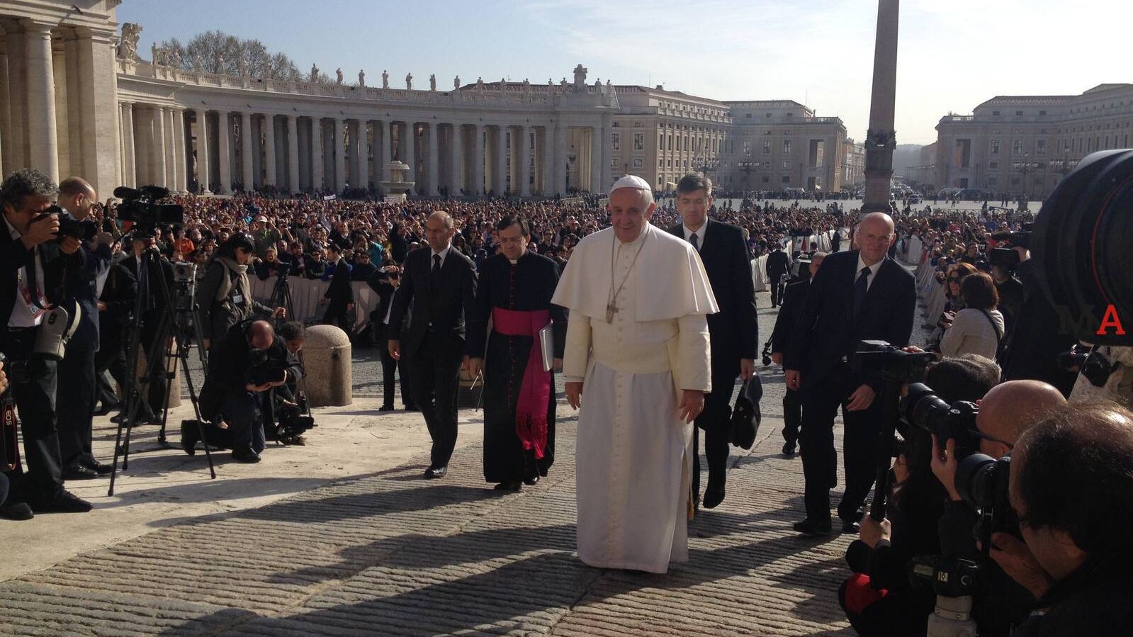 Nueva vuelta de tuerca del Papa Francisco que machaca al Opus Dei